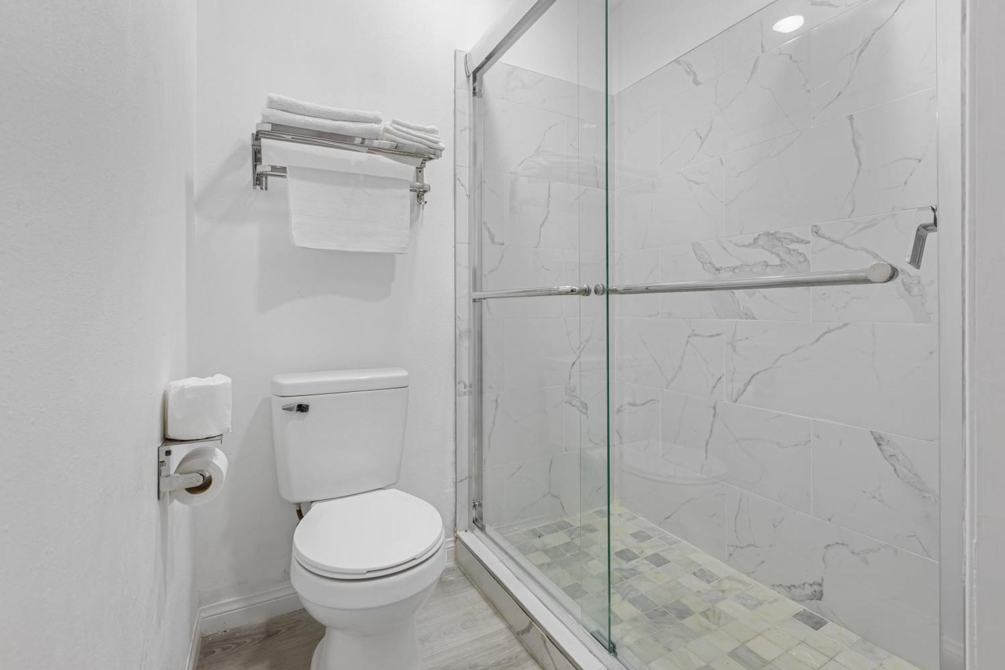 سان برناردينو Inland Inn & Suites المظهر الخارجي الصورة