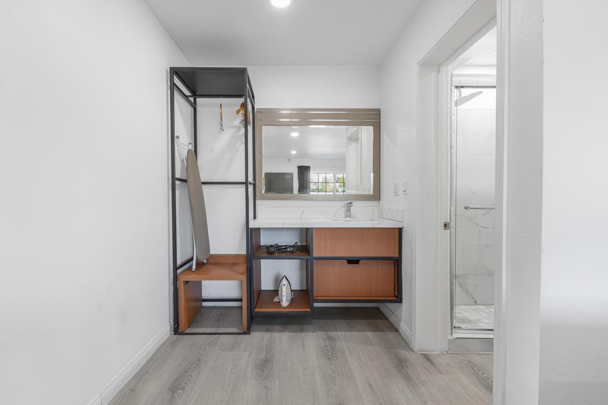 سان برناردينو Inland Inn & Suites المظهر الخارجي الصورة