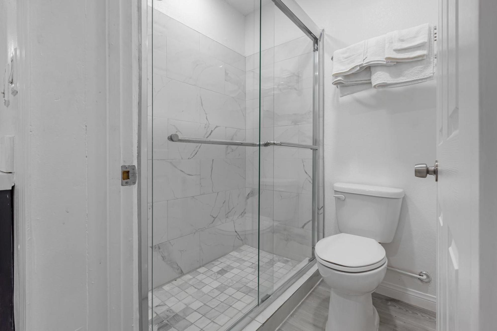 سان برناردينو Inland Inn & Suites المظهر الخارجي الصورة